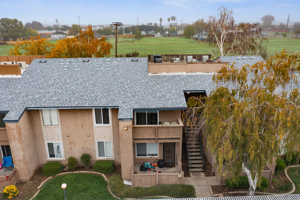 6400 66th Ave Unit 12 - Sacramento CA 95823 -  presented by James Tan MBA Broker/Realtor - Bethany Real Estate and Investments - One of the best real estate agent in Elk Grove