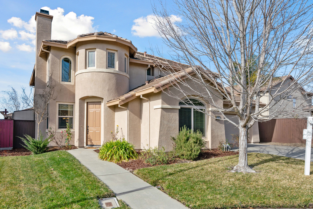 10360 Via Cinta Ct - presented by James Tan MBA Broker/Realtor - Bethany Real Estate and Investments - One of the best real estate agent in Elk Grove